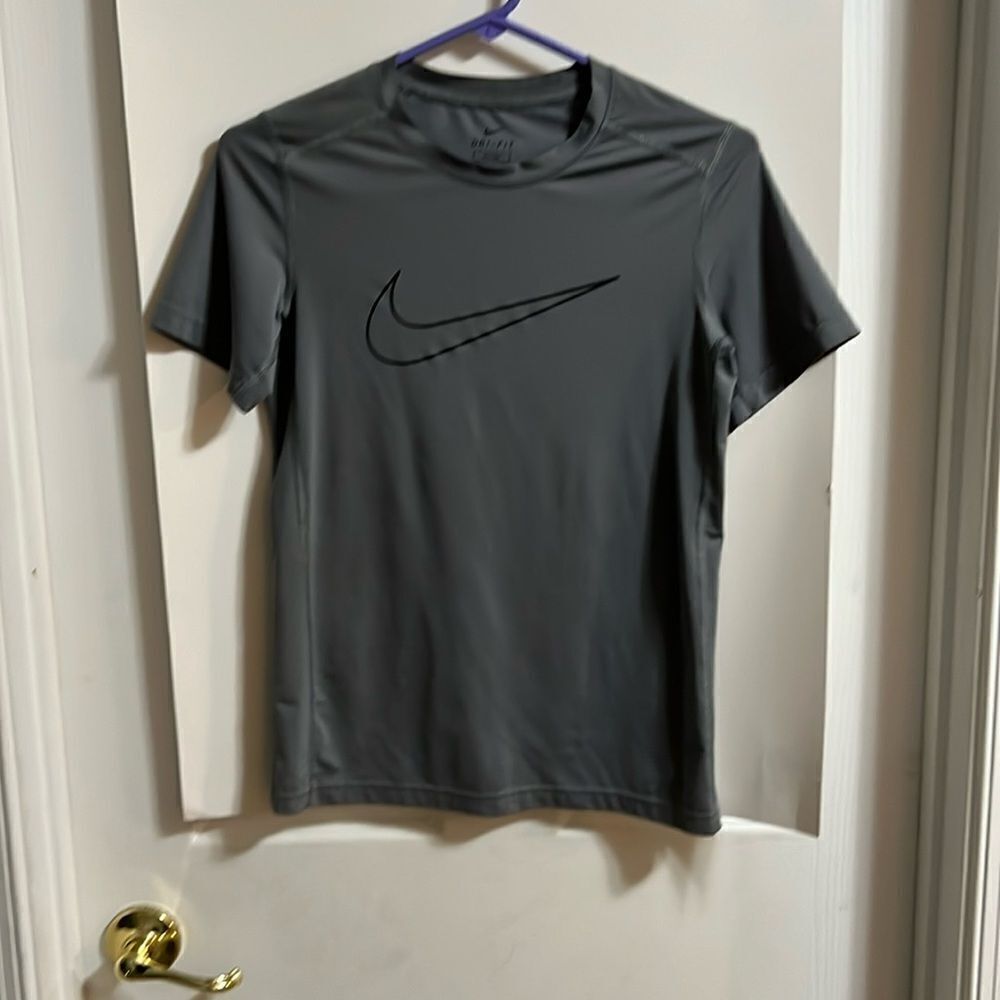Nike Dri-Fit size large youth boys shirt.